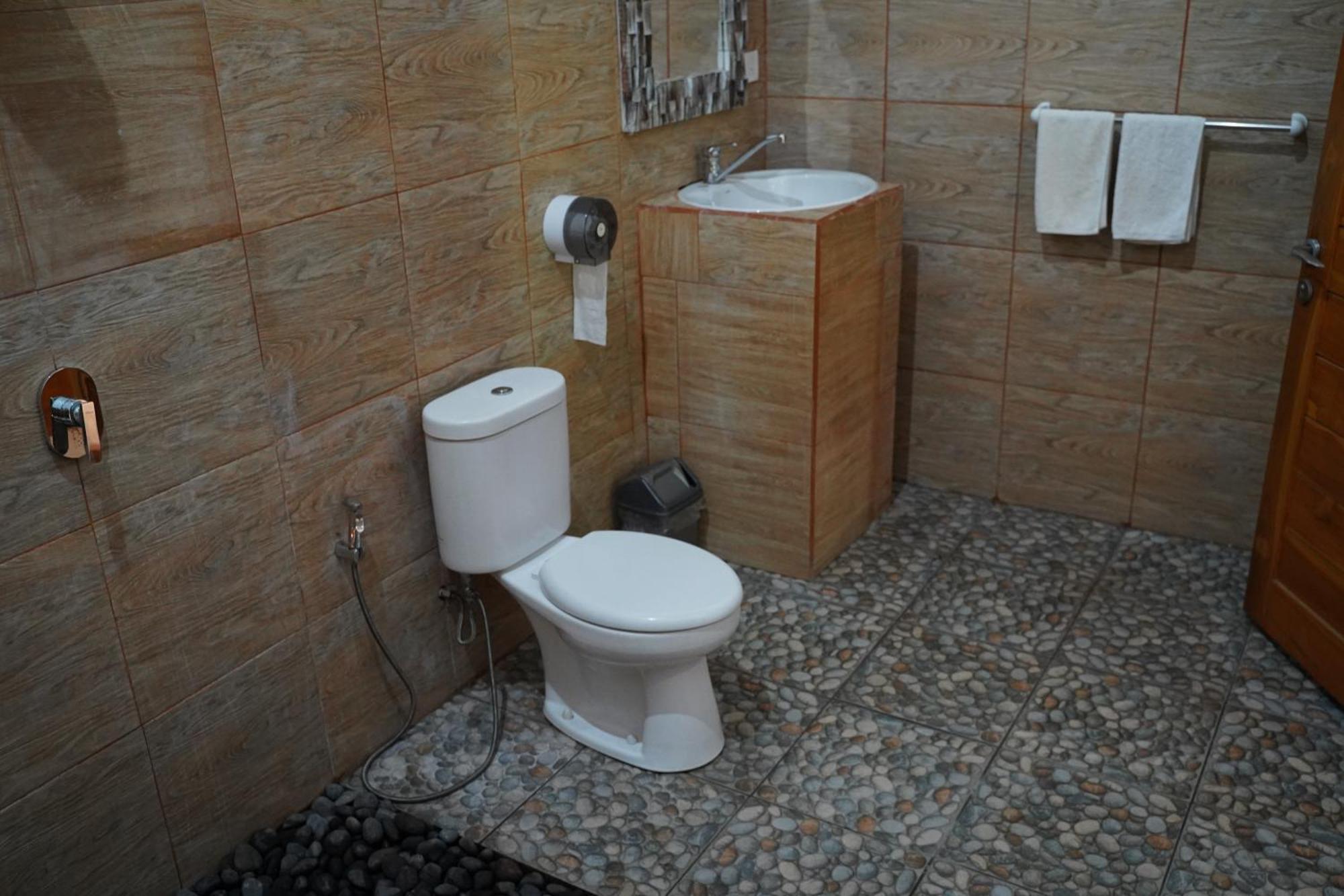 Wahyu Masari Homestay Sakti Exterior photo